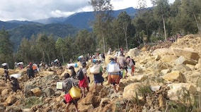 Australia's pleadges aid to PNG's landslide stricken area amid rain fears